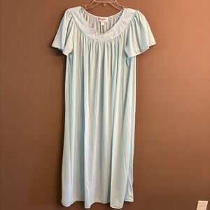 MISS ELAINE Mint Green Size‎ Medium Satin Polyester Gown With Embroidery